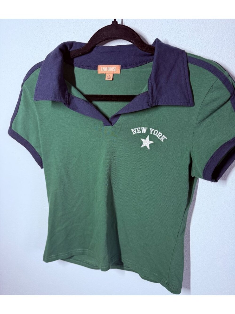 Faded Rose Cropped Polo Top Womens L Green Y2K Preppy Sporty NYC Graphic Retro